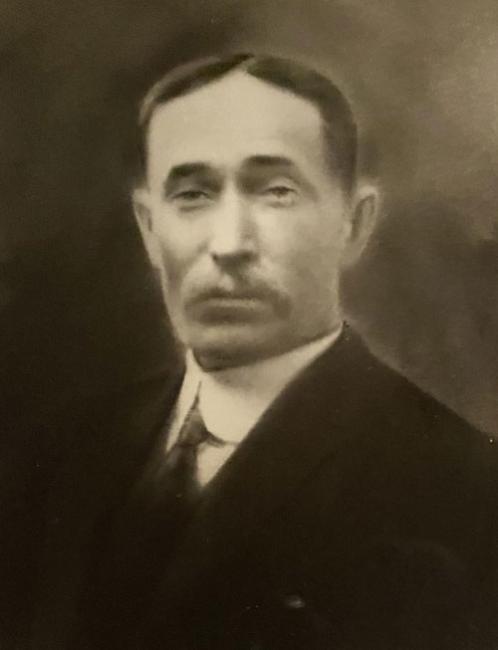 Robert-Cardiff